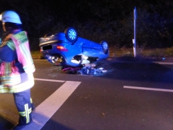 Absicherung Rettngsdienst nach Verkehrsunfall